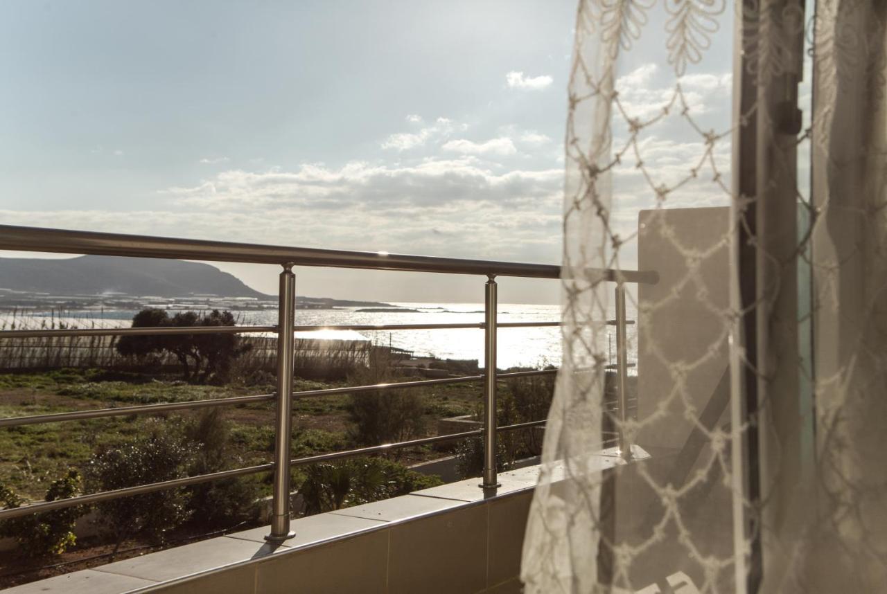 Aqua Marine Aparthotel Falászarna Kültér fotó
